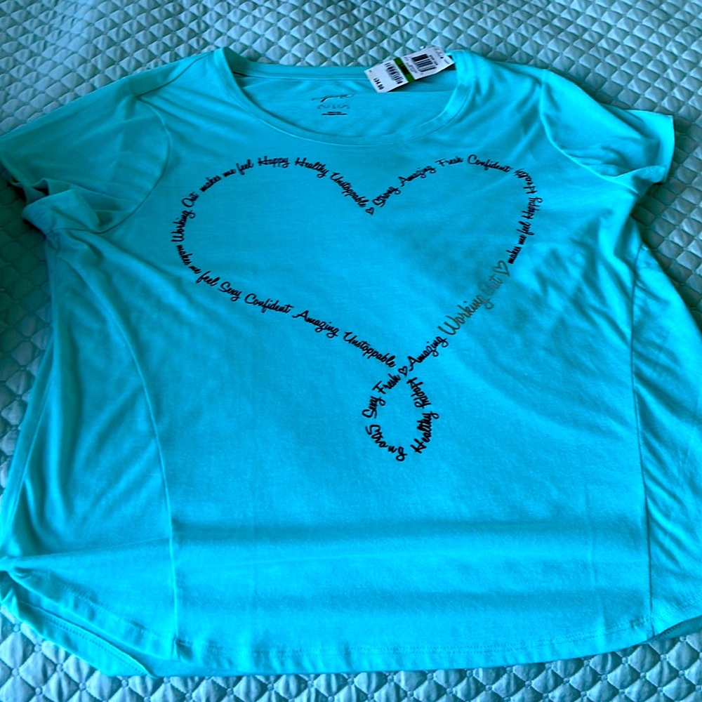 Women’s workout t shirt